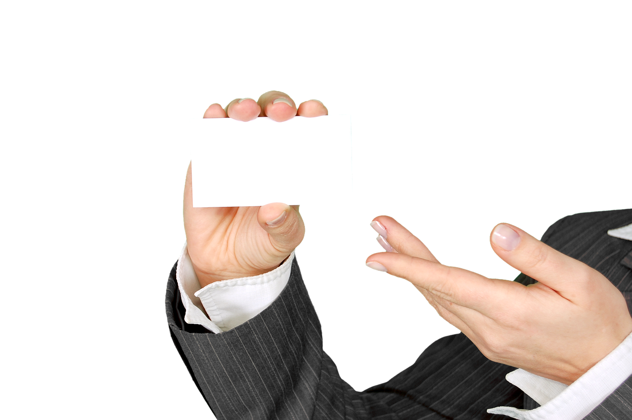 バーチャル背景を使った名刺のデザインと会社設立のポイントは？